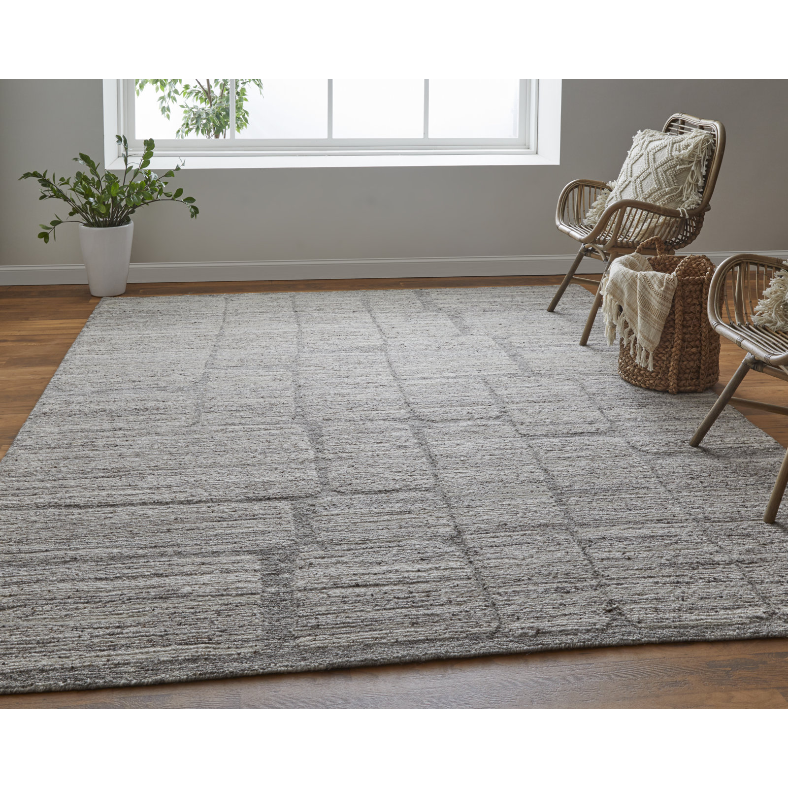 Handmade Wool Gray/Ivory/Taupe Rug, Rectangle 7'9" x 9'9"