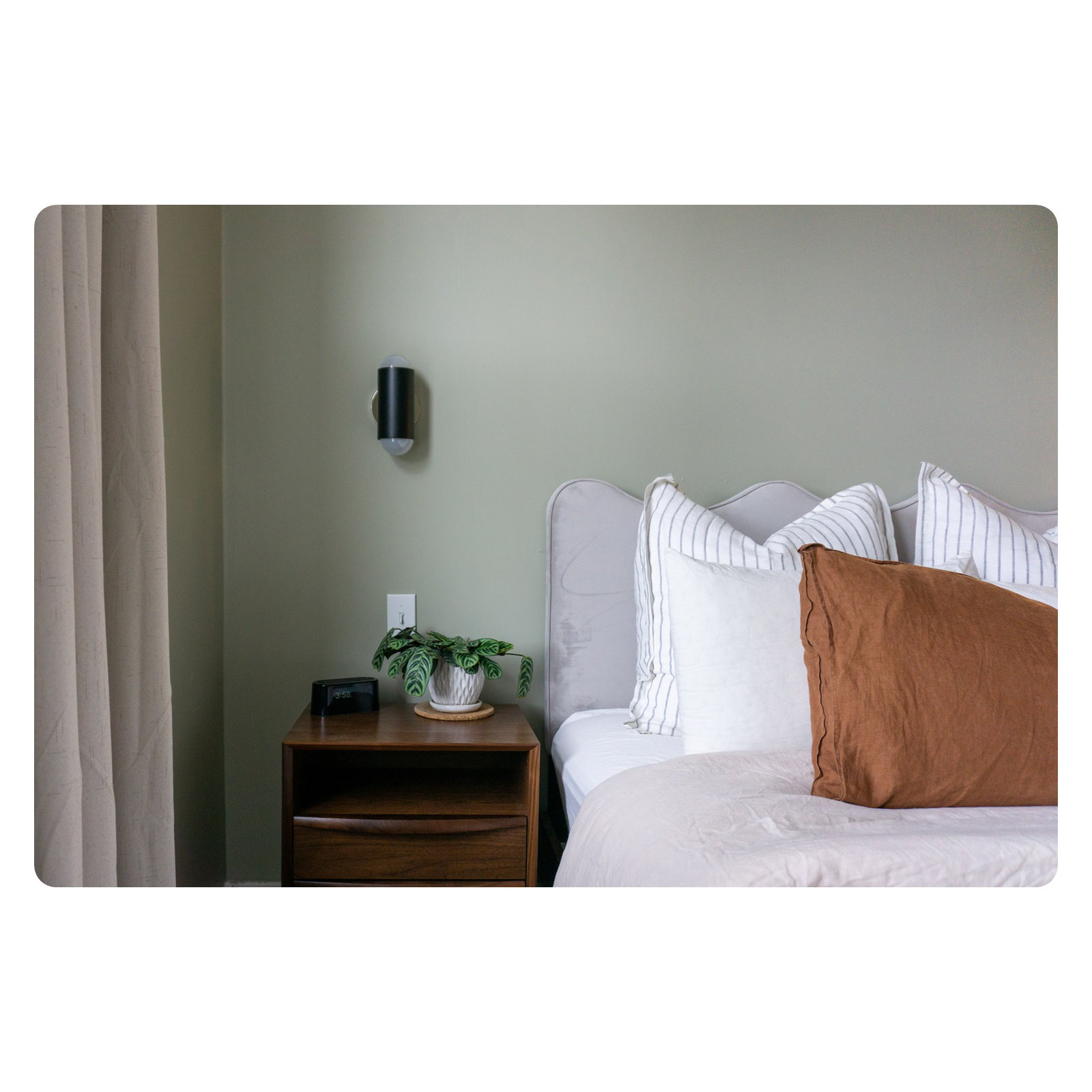 Kira 2 Light Wall Sconce, Polished Nickel/Soft Black