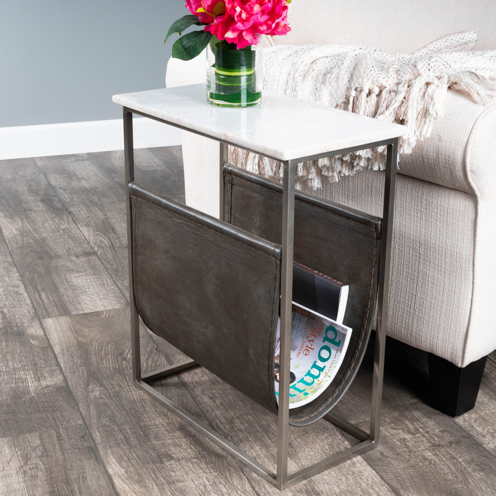 Tildra Magazine Rack, White/Gray