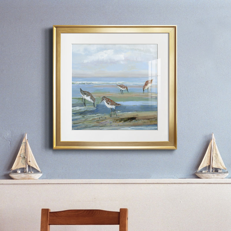 Seabird Beach III - peinture encadrée, Toile encadrée dorée, H 22,5 po x l 22,5 po x P 1,5 po