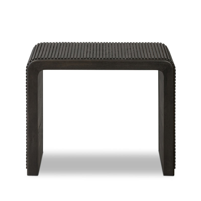 Tharsiga End Table, Black