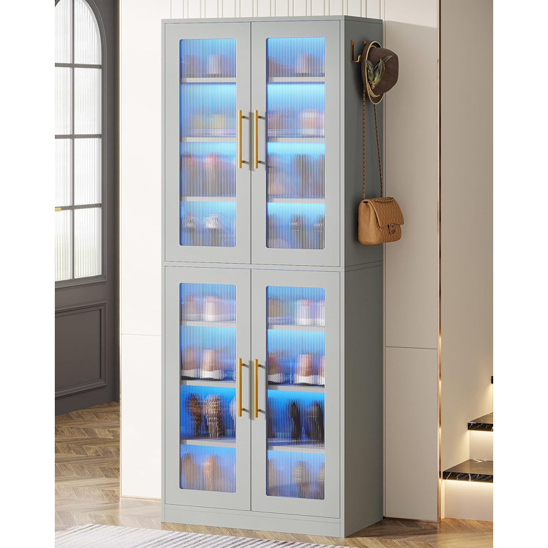Armoire à chaussures autoportante avec portes en acrylique et lumières DEL