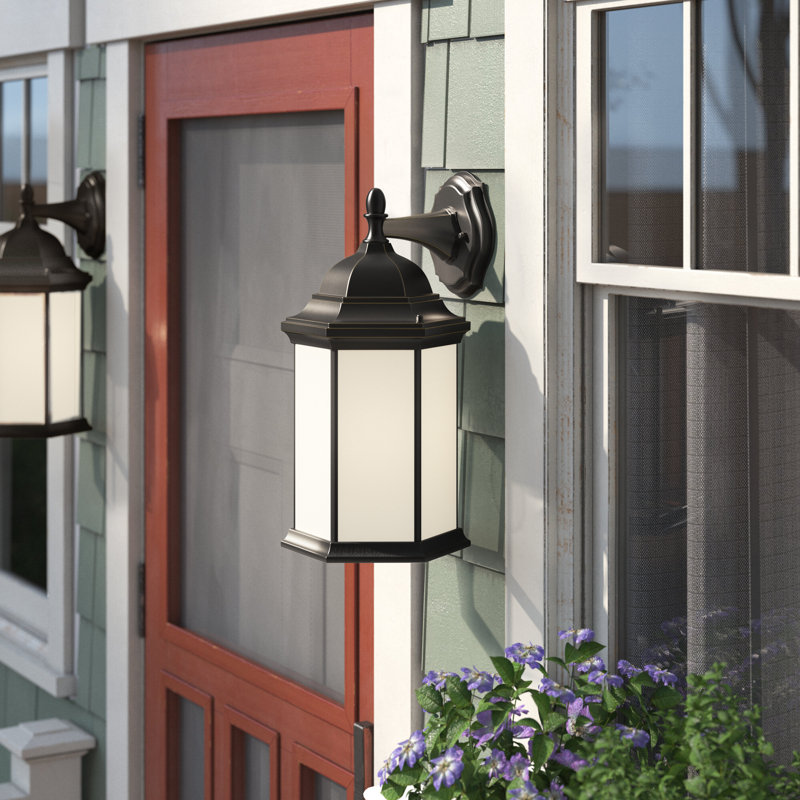 Lanterne murale d'extérieur Sevier , Non, Noir avec abat-jour givré, H 12,5 po x l 6,5 po x P 6,5 po