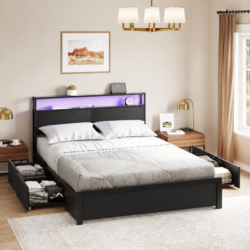 Lit Livia moderne King Full avec 4 tiroirs et tête de lit ouverte avec rangement, lampe DEL réglable et station de recharge, sommier non requis