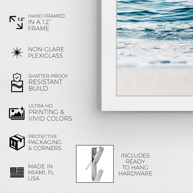 « mitad squared », reproduction de photo, H 12 po x l 12 po x P 0,5 po