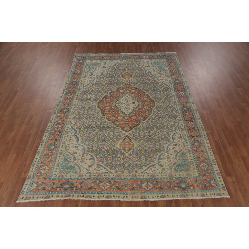 Traditional Wool Area Rug 6x9