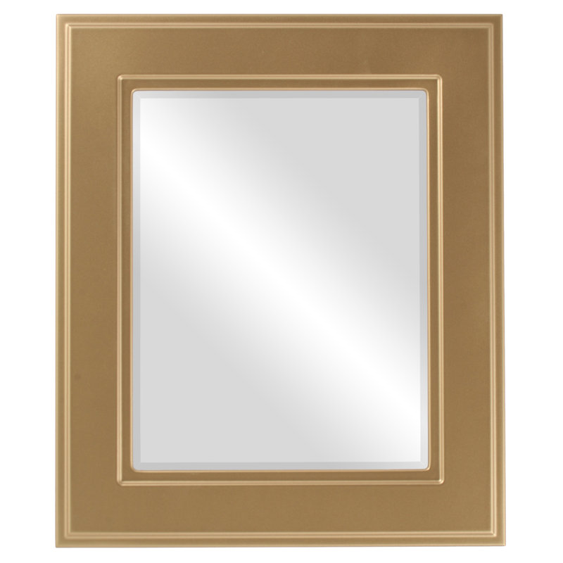 Miroir décoratif biseauté traditionnel Wirksworth, 27 po x 33 po