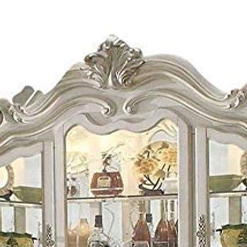 Huche en bois avec éclairage en bois