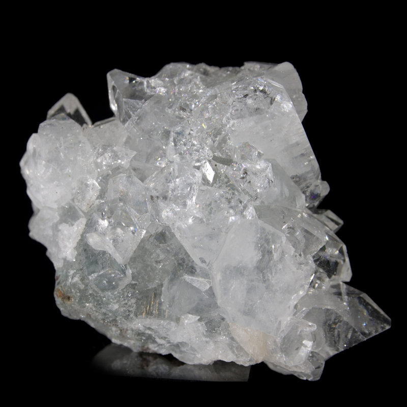 Apophyllite Hallbera sur calcédoine