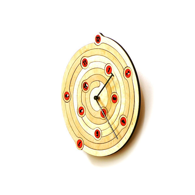 Wanduhr Spiral