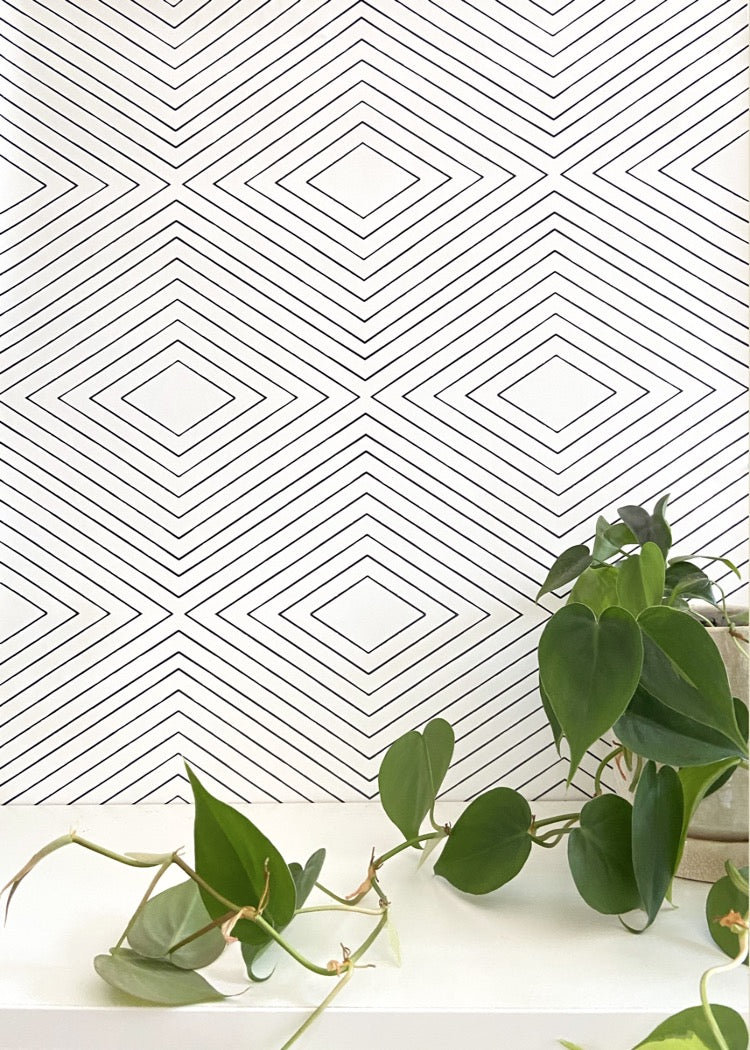 Huron Peel & Stick Wallpaper Roll, Quartz White, Self-adhesive