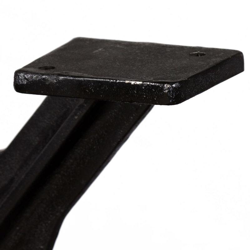 Easton Table Leg