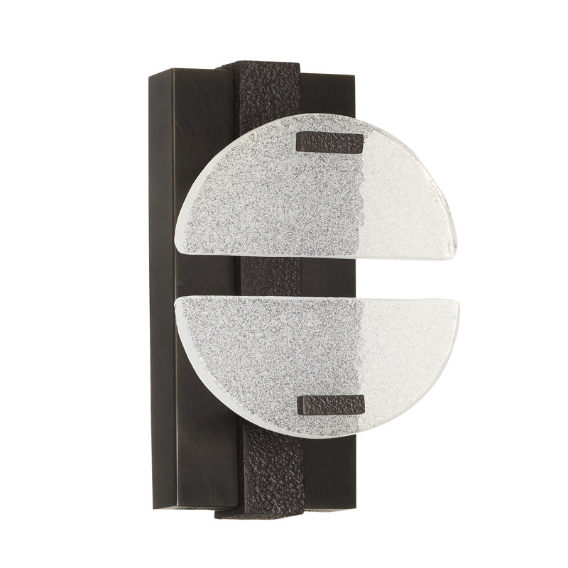 Logan 2 - Light LED Armed Sconce