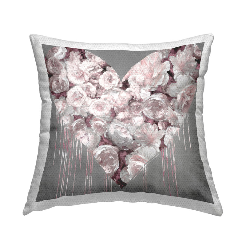 Coussin d'extérieur en forme de cœur romantique romantique avec roses roses par Lindsay Rodgers