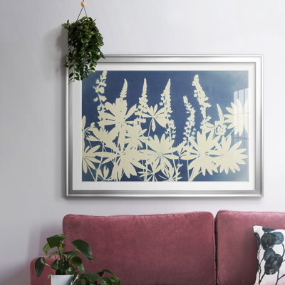 Lovely Lupin, reproduction d'art encadrée