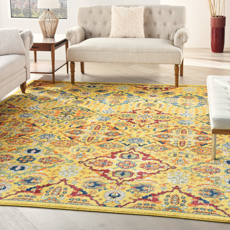 Tapis jaune à motif floral Weirton, Rectangle 7 pi x 10 pi