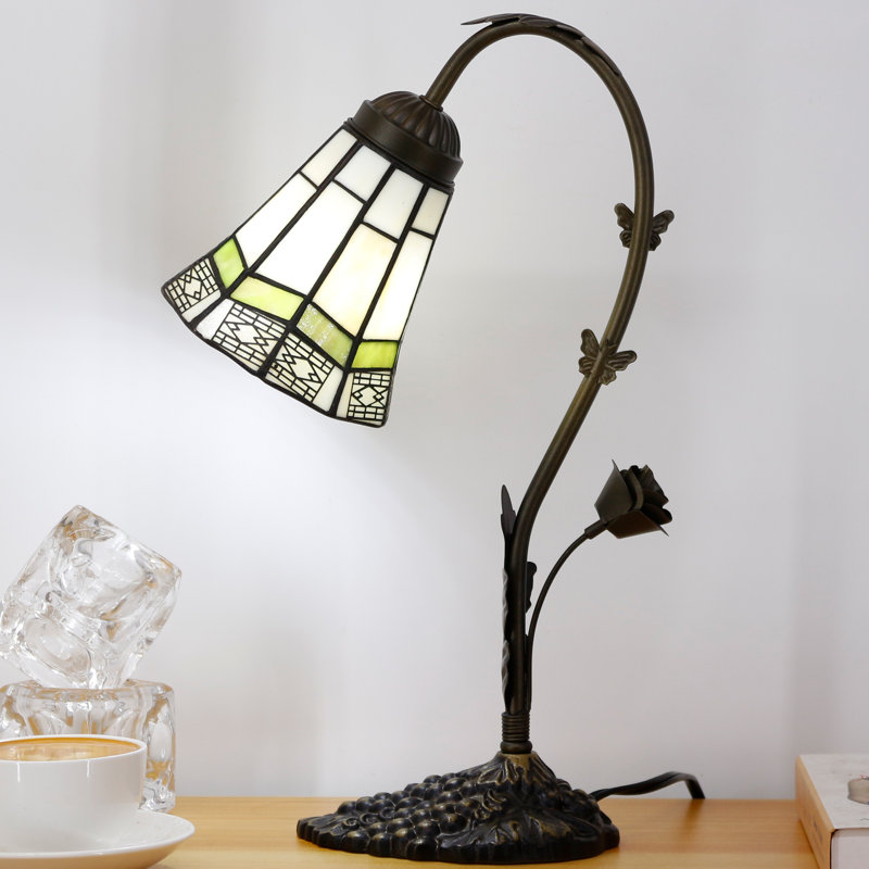 Abdinasir Desk Lamp