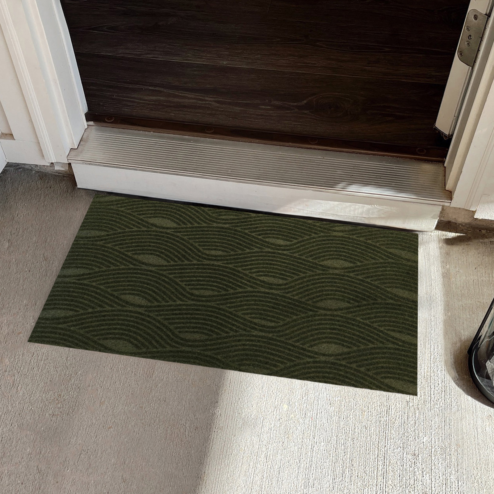 WaterHog Luxe Waves Non-Slip Doormat, Olive