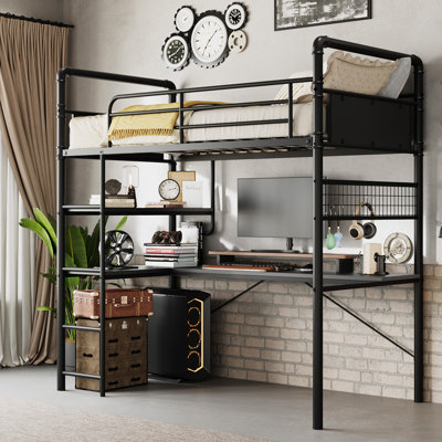 Lit mezzanine en métal peu encombrant avec bureau en L et 2 tablettes ouvertes, structure simple, barrière de sécurité haute sécurité