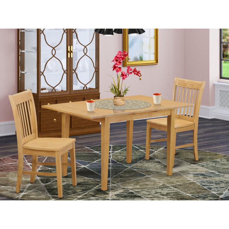 L'ensemble de meubles de salle à manger 3 pièces contient une table de cuisine rectangulaire avec rallonge papillon et 2 chaises de salle à manger, acajou