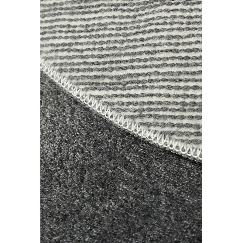 Tapis pour salle de bain Markleeville, Fumée