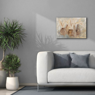 «Grasses and Basquets Dark» par Silvia Vassileva, art mural sur toile, 26 po x 18 po
