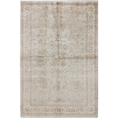 Tapis vert et ivoire noué à la main de haute qualité