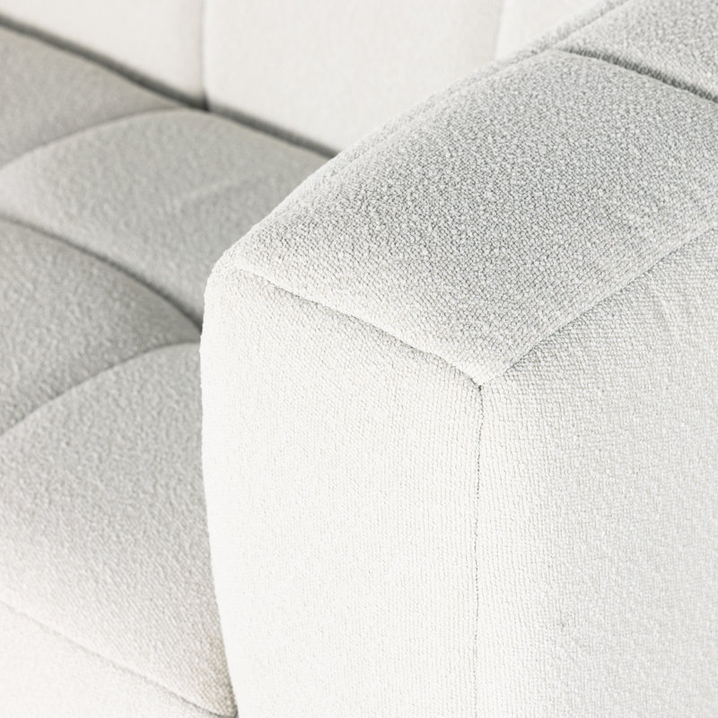 Tavi Chaise Sectional, Fiqa Natural Boucle