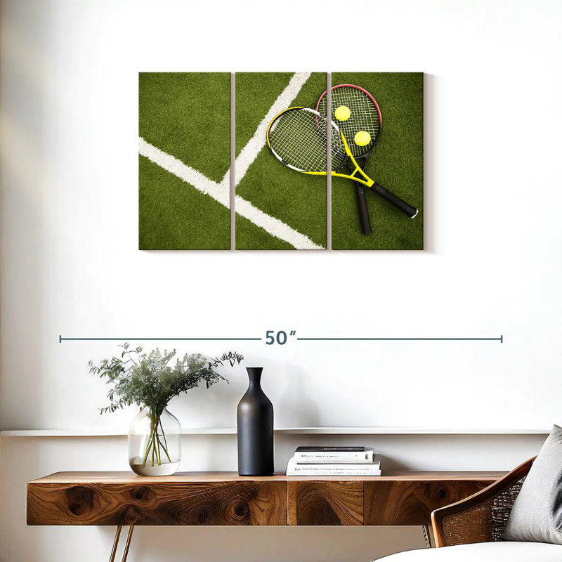 Raquettes de tennis sur le court, H 20 po x l 33 po