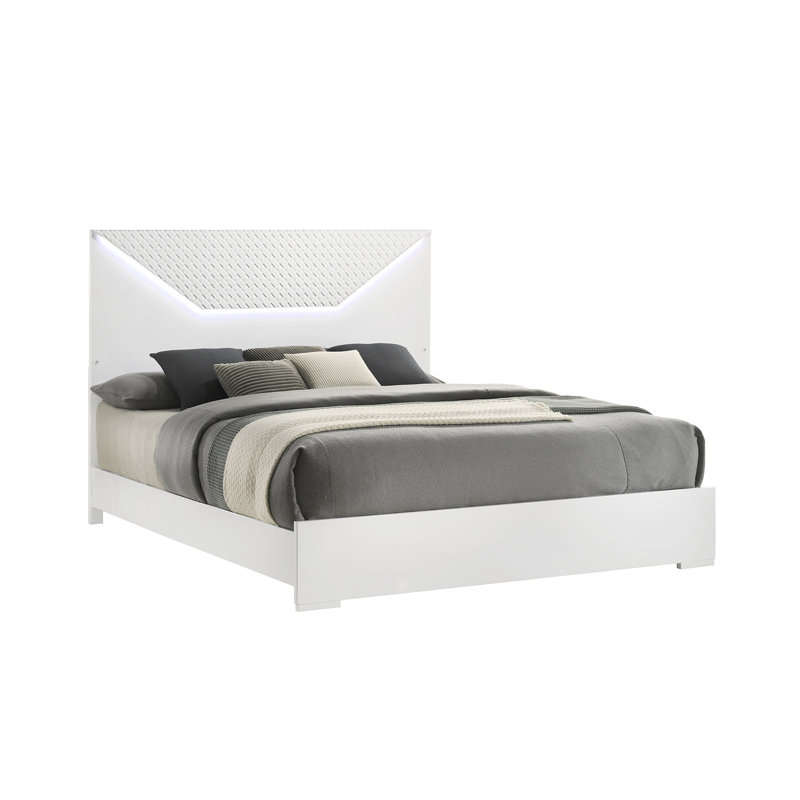 Grand lit de style moderne avec tête de lit à DEL et bois blanc