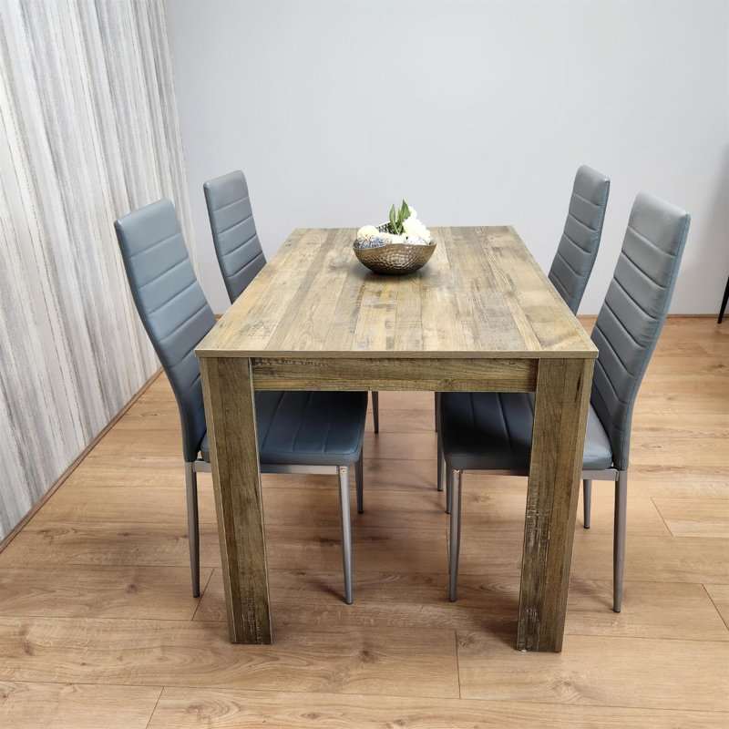 Robertha 4 - Person Dining Set