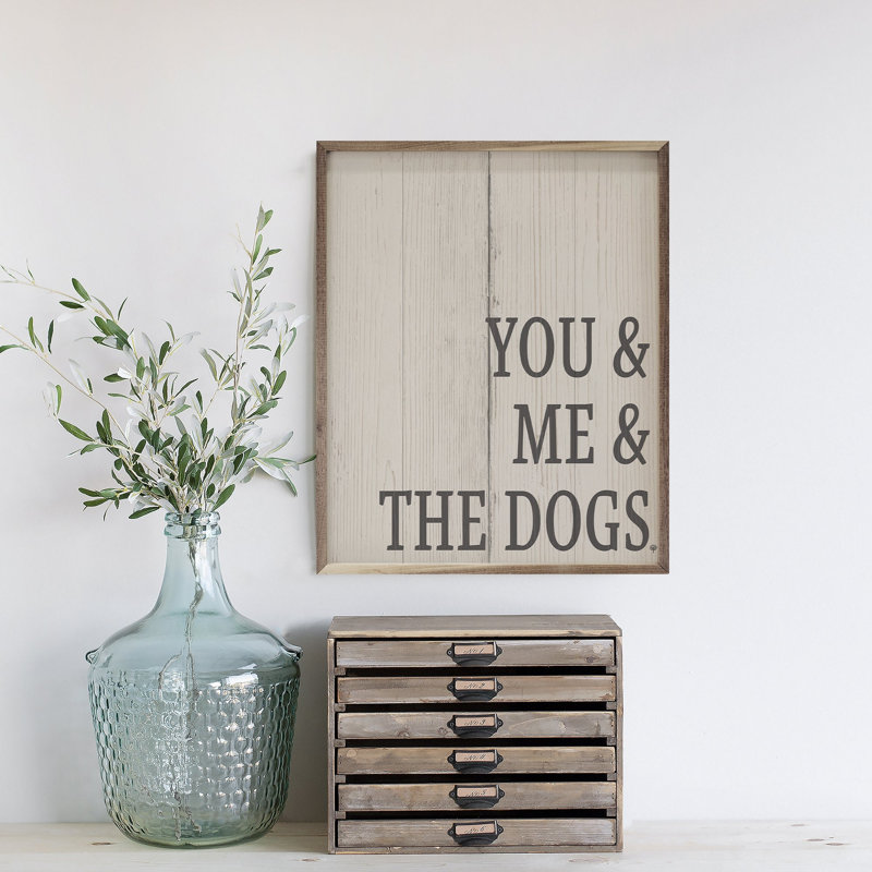 And The Dogs Whitewash, H 40 po x l 32 po