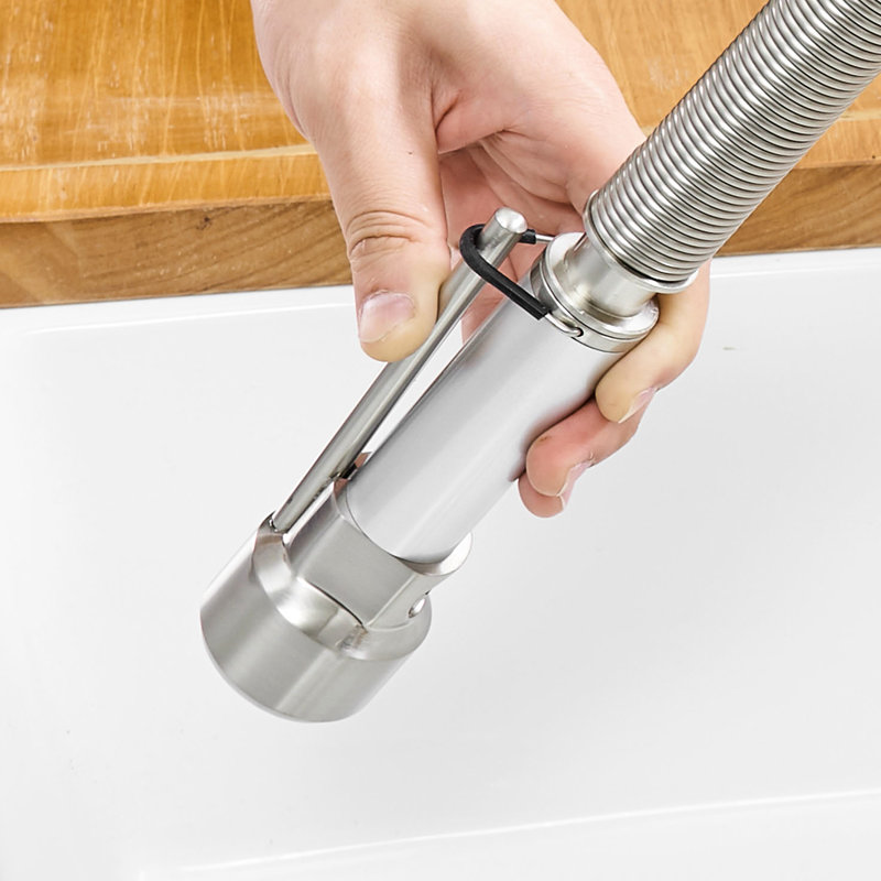 Robinet de cuisine en nickel brossé avec rétractation efficace - fabrication en laiton massif pour un lavabo propre et fiable