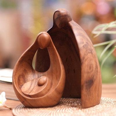 Evleen Figurines & Sculptures