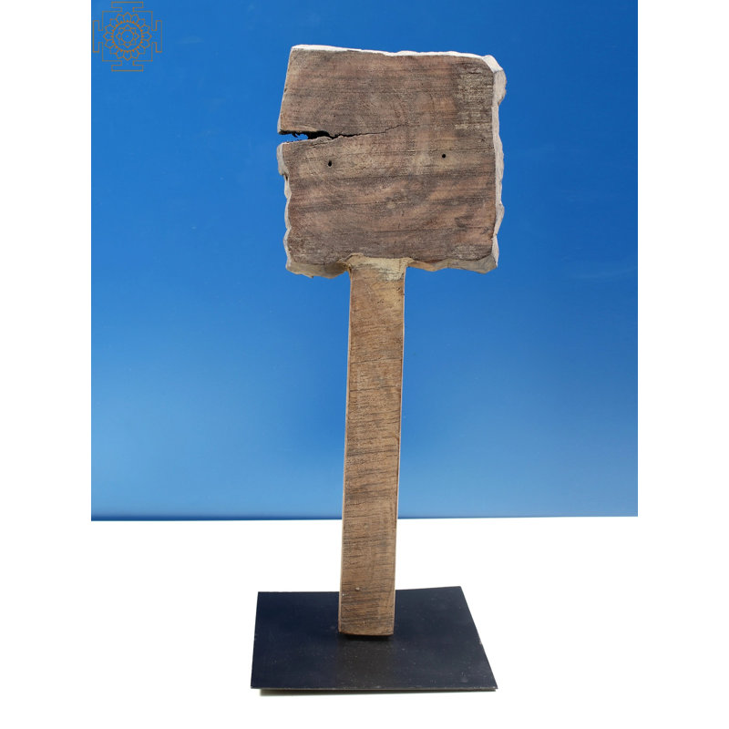 Figurines & Sculptures