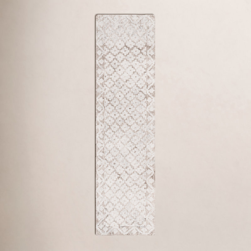 Heath Geometric Indoor Rug, Runner 2'3" x 9'