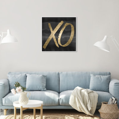 " XO Black, XO Kisses And Hugs "