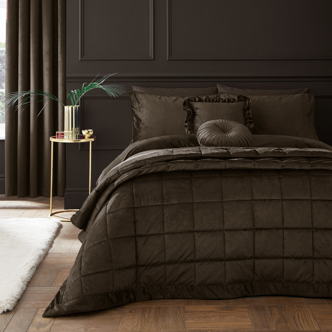 B&Q - Kingsley Matt Velvet Quilted 220X220Cm Bedspread Chocolate - Image 2