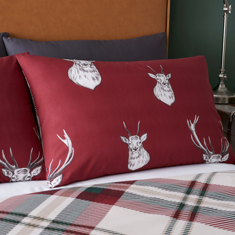 Munro Stag Reversible Duvet Cover Set with Pillowcases, Single - 1 Standard Pillowcase