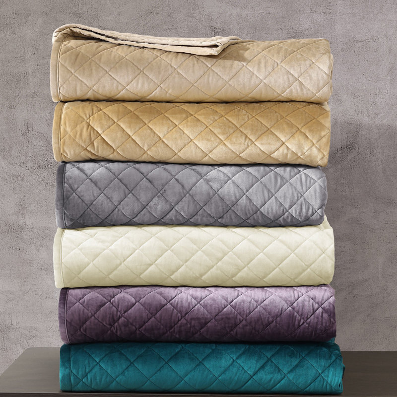 Gold Velvet Diamond Twin Quilt Set with Cotton Fill
