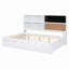Lit de jour avec tablettes de rangement, tableau noir, tableau de liège, ports USB et lit gigogne-284527732