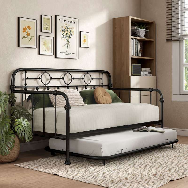 Twin Metal Daybed with Trundle by 