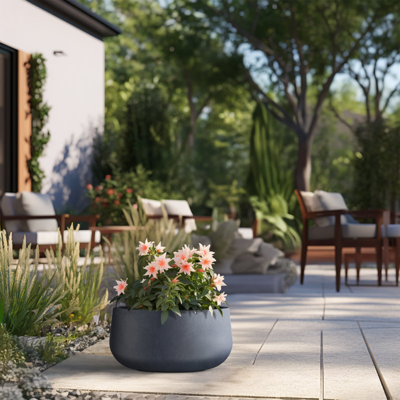 Renfrew Handmade Pot Planter, 10" H x 19" W x 19" D, Granite Gray