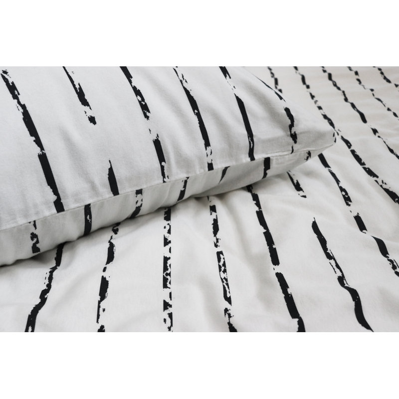 Avanelle Striped Duvet Cover Set with Pillowcases