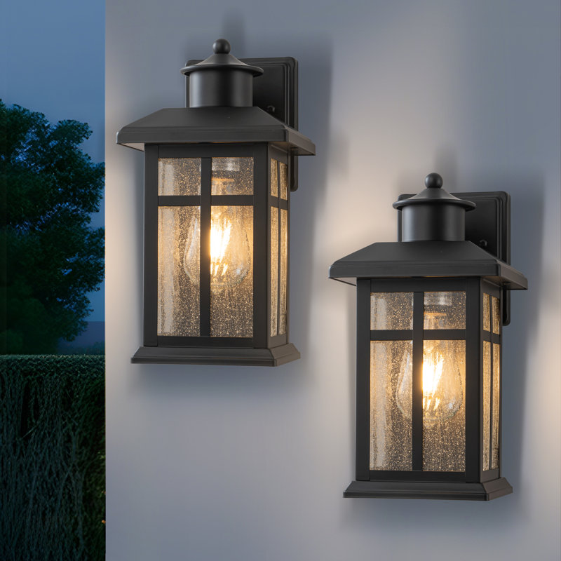 Outdoor Wall Lantern with Clear Seeded Glass 