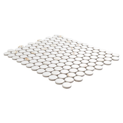 Carrelage mural en porcelaine mate Calacatta
