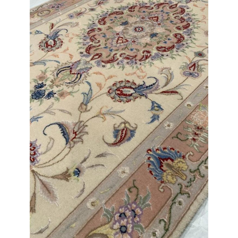 Oriental Area Rug in Ivory