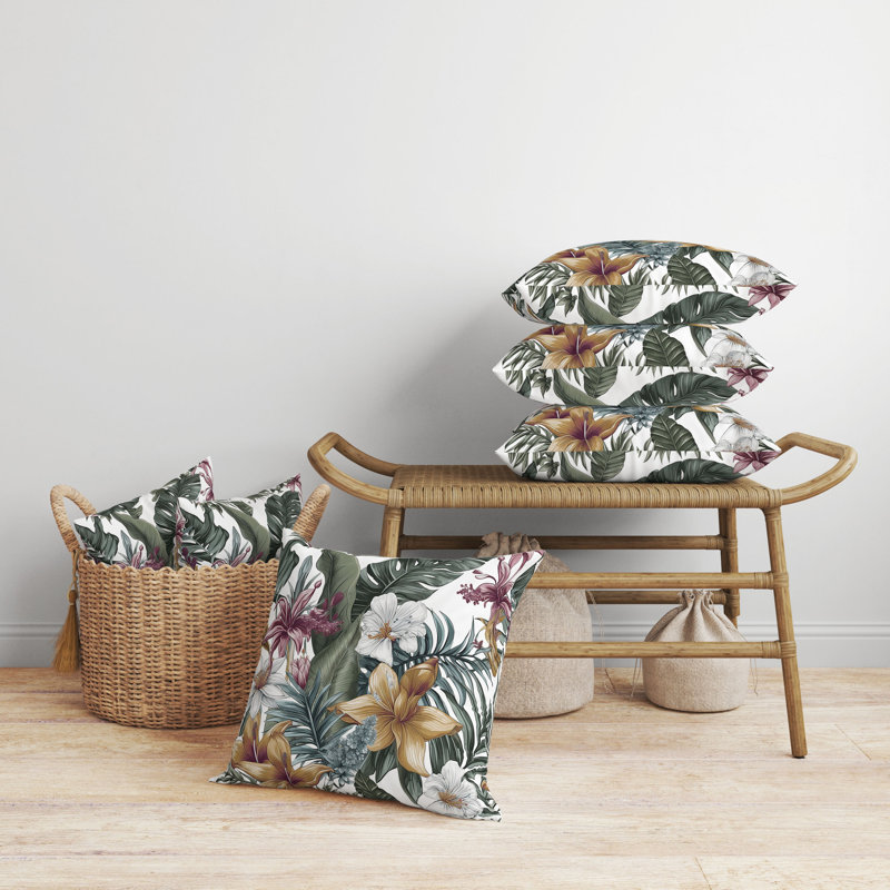 Coussin Rainforest Reverie, H 16 po x l 16 po, Blanc / floral multicolore