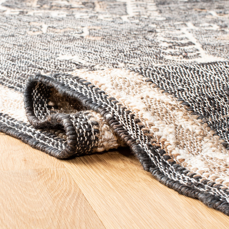 Kilim Southwestern Area Rug In Black / Ivory, Rectangle 119.38 x 304.8cm