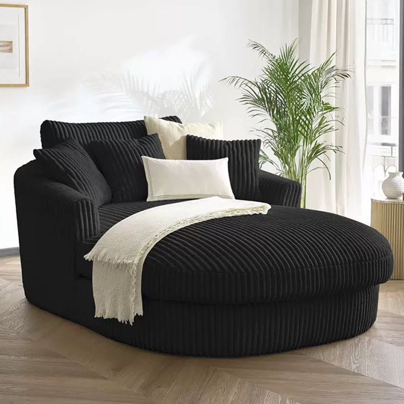 Comfortable solid pine chair, Black